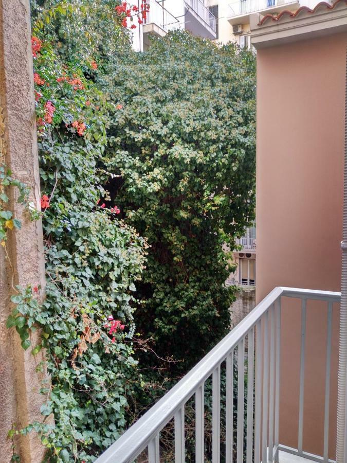 Darsiss 2 - Museum Apartment Афины Экстерьер фото